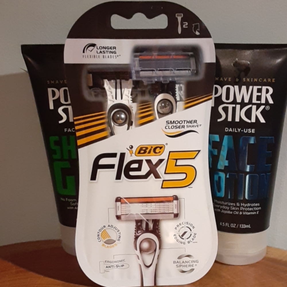 NWT- Mens Shave Bundle - Picture 3 of 8